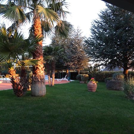 Bed And Breakfast La Casetta Monopoli Bagian luar foto