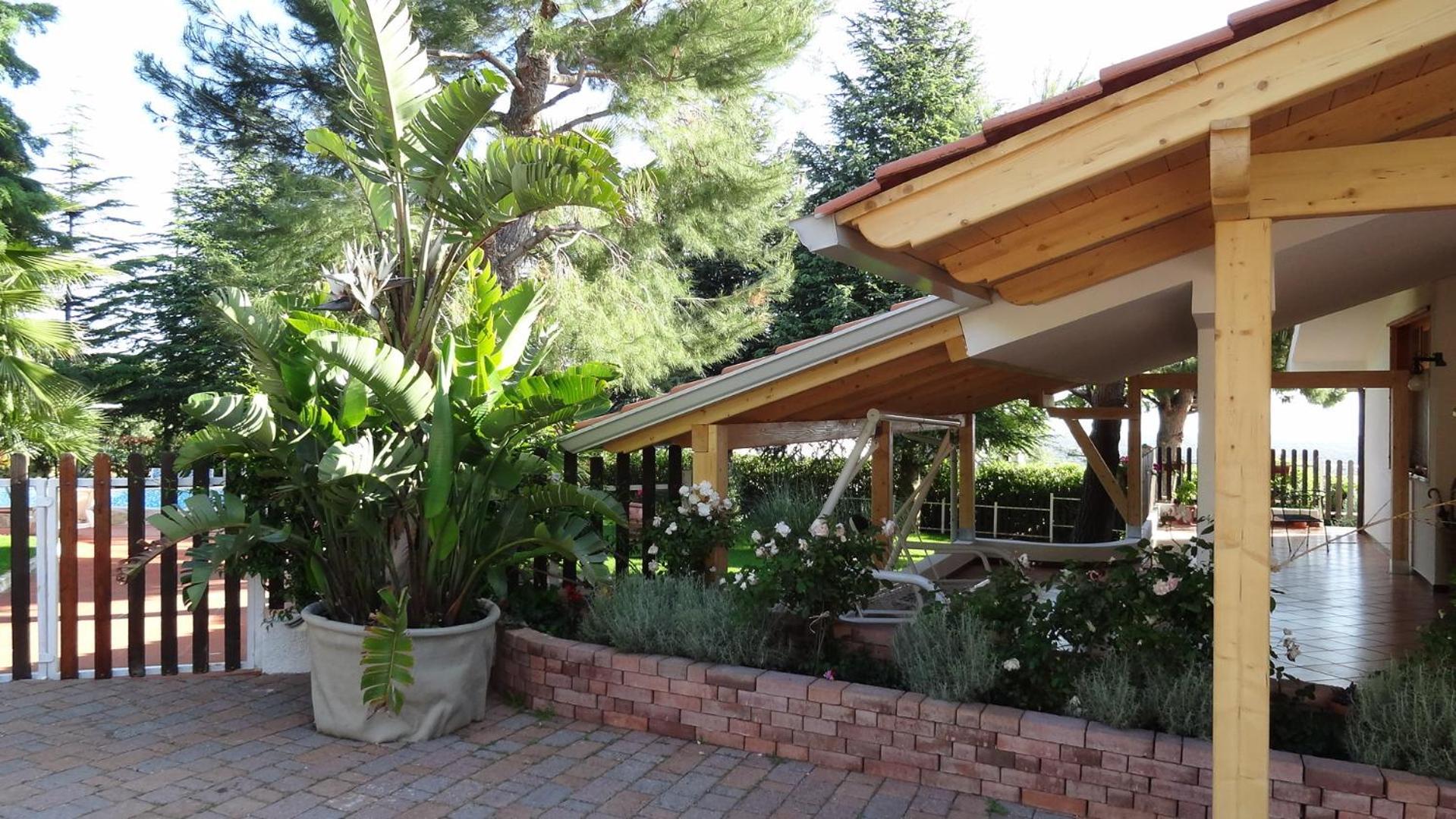 Bed And Breakfast La Casetta Monopoli Bagian luar foto
