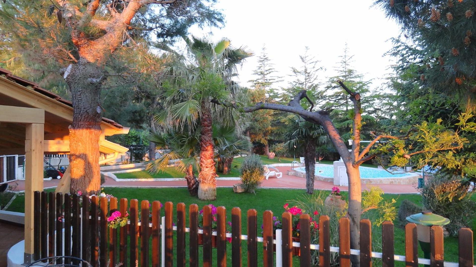 Bed And Breakfast La Casetta Monopoli Bagian luar foto