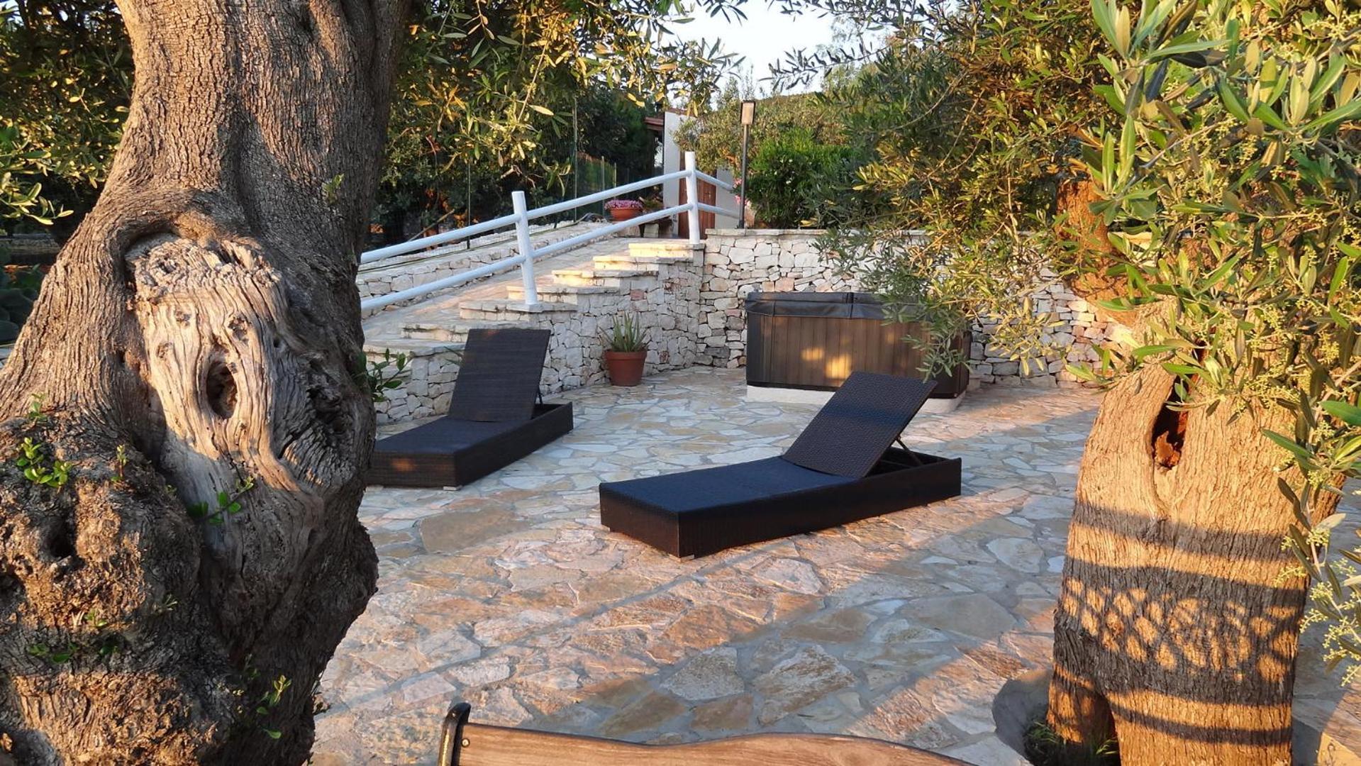 Bed And Breakfast La Casetta Monopoli Bagian luar foto