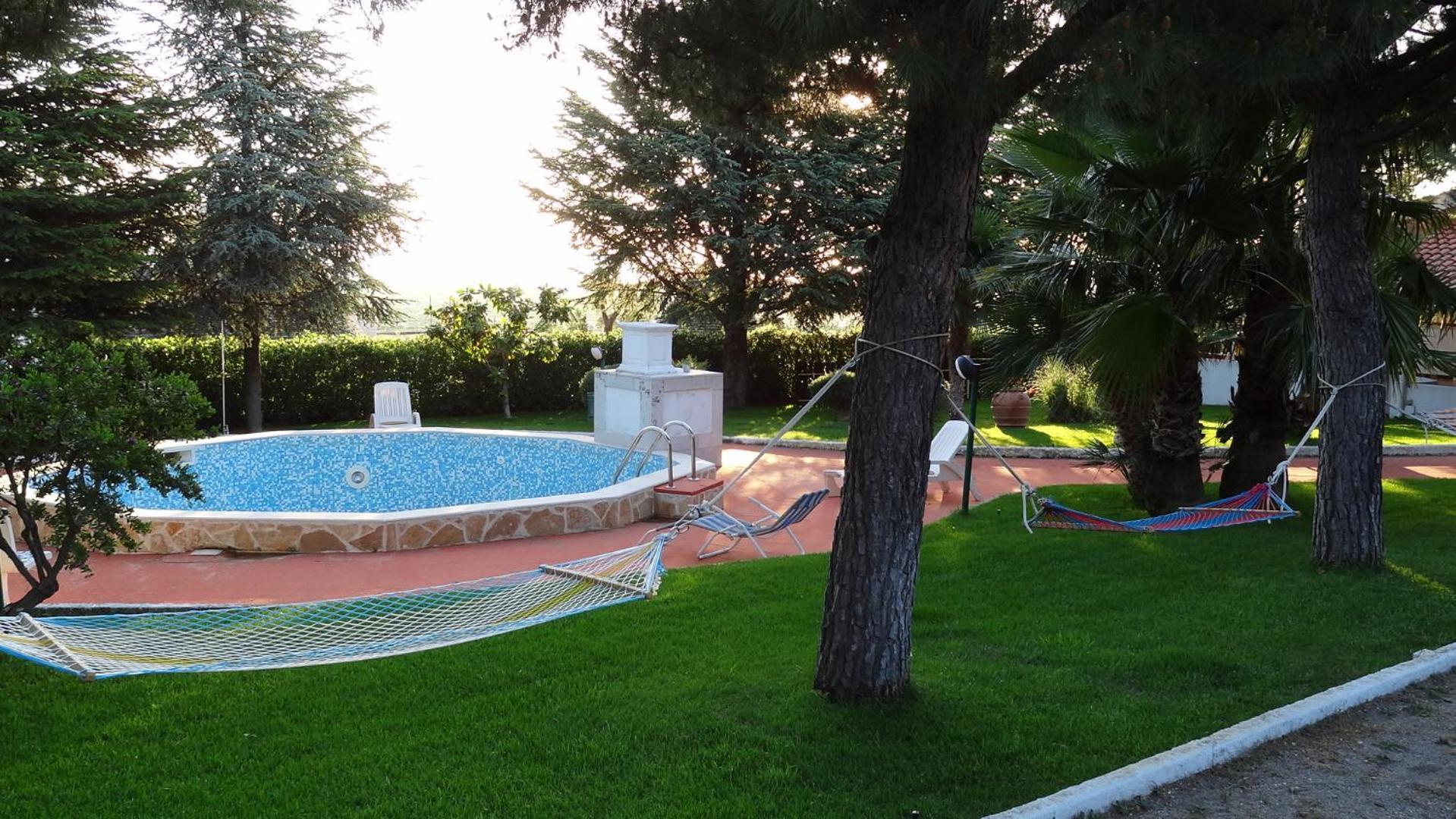 Bed And Breakfast La Casetta Monopoli Bagian luar foto